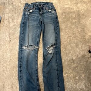 American Eagle blue jeans with rips. Great condition.